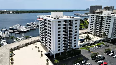 1208 Marine Way #PH-8, North Palm Beach, FL 33408