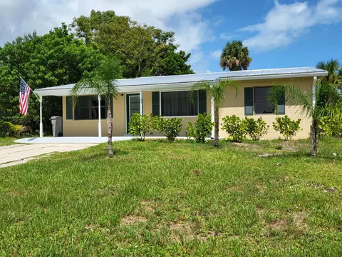 420 7th Rd SW, Vero Beach, FL 32962