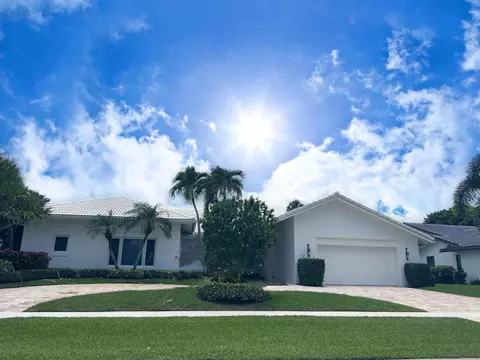 16717 Ironwood Dr, Delray Beach, FL 33445