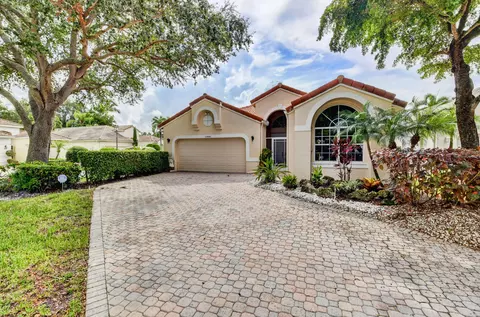 10446 Copper Lake Dr, Boynton Beach, FL 33437