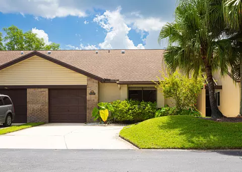 218 Meander Cir, Royal Palm Beach, FL 33411