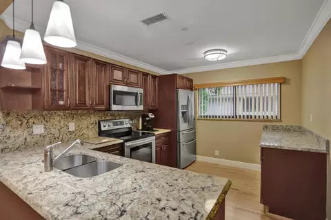 15364 Lakes Of Delray Blvd #60, Delray Beach, FL 33484