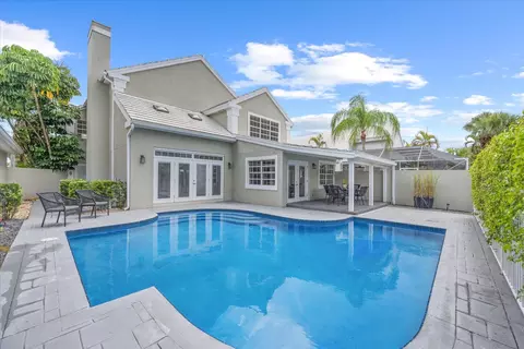 9166 Heathridge Dr, West Palm Beach, FL 33411