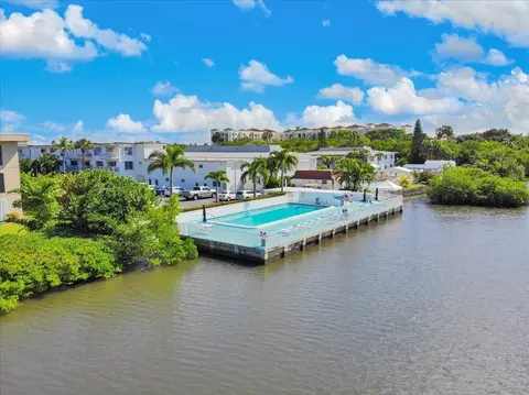 4001 S Ocean Blvd #106, South Palm Beach, FL 33480