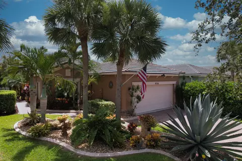 9756 SW Glenbrook Dr, Port Saint Lucie, FL 34987