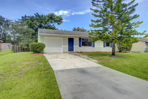 1913 SW Sunglow St, Port Saint Lucie, FL 34953