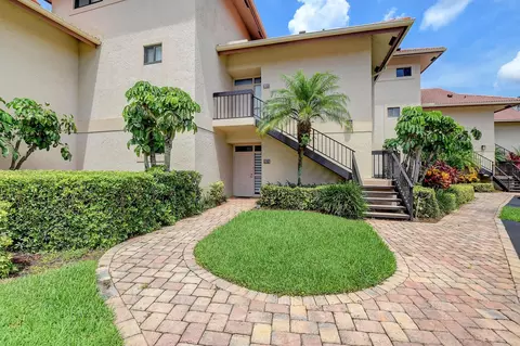 19315 Sabal Lake Dr #5065, Boca Raton, FL 33434