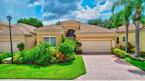 7156 Demedici Cir, Delray Beach, FL 33446