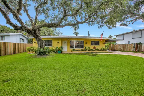 3030 SW 22nd St, Fort Lauderdale, FL 33312