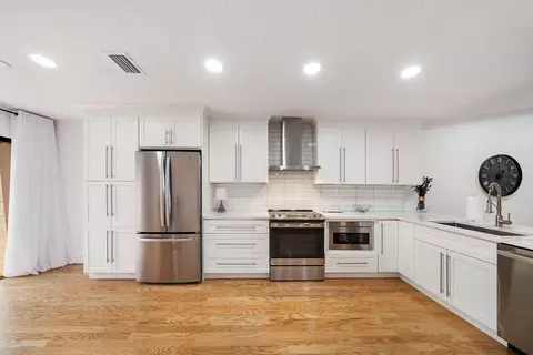 131 Palm Ave #46, Jupiter, FL 33477