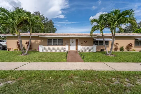 1200 N 40th Ave, Hollywood, FL 33021