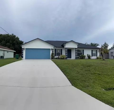 1058 SW Provincetown Ln, Port Saint Lucie, FL 34953