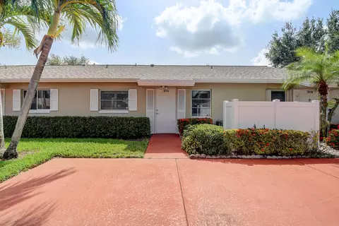 18724 Schooner Dr, Boca Raton, FL 33496