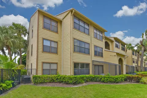 2313 N Congress Ave #22, Boynton Beach, FL 33426