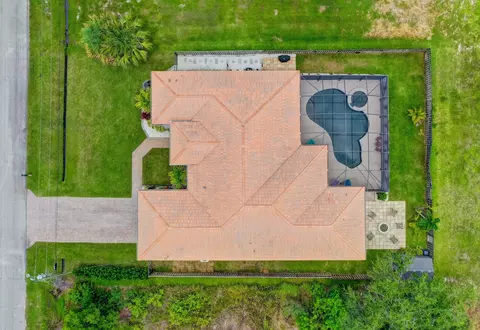 2207 SW Salmon Rd, Port Saint Lucie, FL 34953