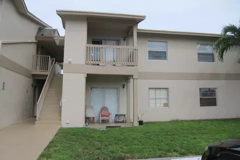 1782 Abbey Rd #204, West Palm Beach, FL 33415