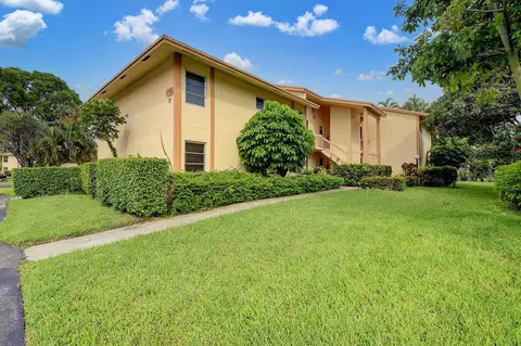 5790 Princess Palm Ct #B, Delray Beach, FL 33484
