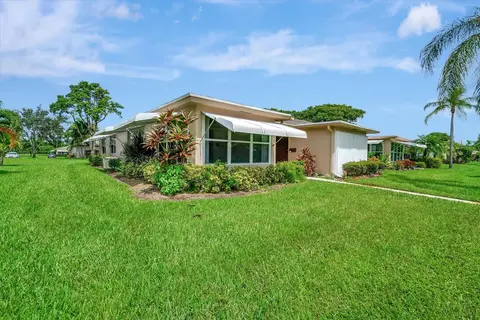1360 High Point Way SE #A, Delray Beach, FL 33445