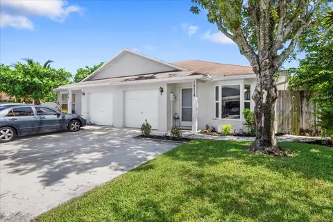 10359 Boynton Place Cir, Boynton Beach, FL 33437