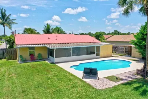1749 SW Gemini Ln, Port Saint Lucie, FL 34984