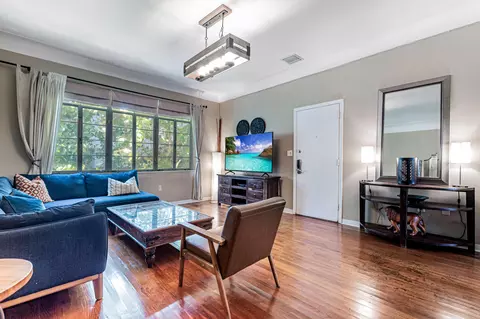 910 Lenox #3, Miami Beach, FL 33139