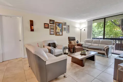 8307 SW 142nd #E211, Miami, FL 33183