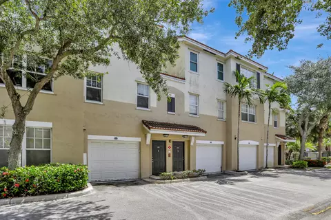 5800 W Sample Rd #206, Coral Springs, FL 33067