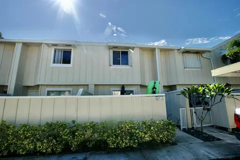 6207 Riverwalk Ln #4, Jupiter, FL 33458