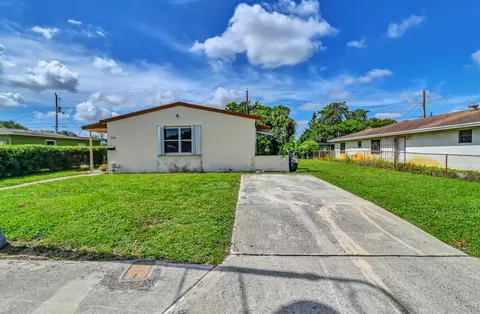 1151 W 4th St, Riviera Beach, FL 33404