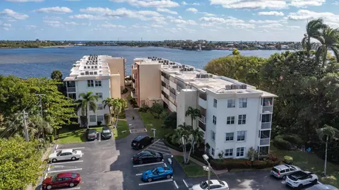 1810 New Palm Way #418, Boynton Beach, FL 33435