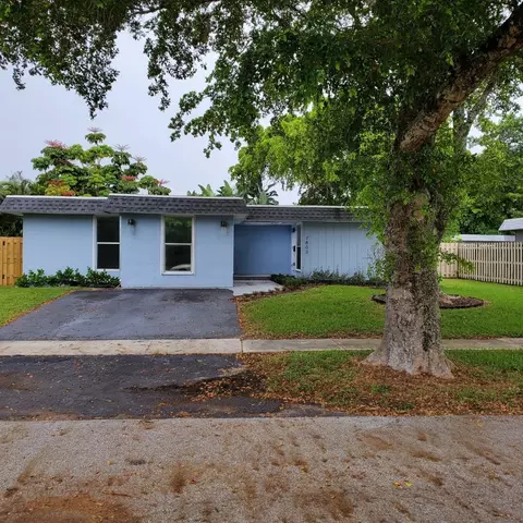7803 NW 73 Ave, Tamarac, FL 33321