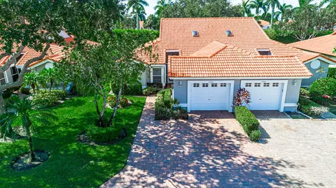 7264 Summer Tree Dr, Boynton Beach, FL 33437
