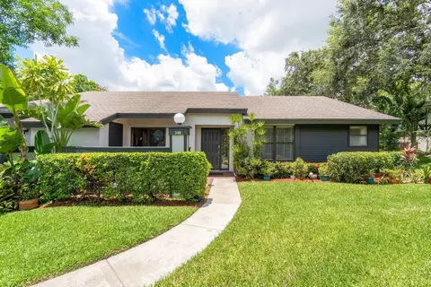 348 Quincy Ct, Royal Palm Beach, FL 33411