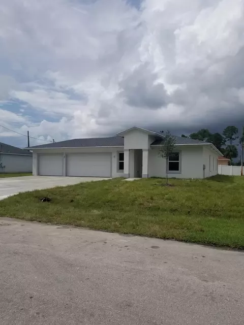 1233 SW Medina Ave, Port Saint Lucie, FL 34953