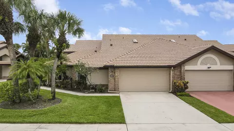 8069 Cassia Dr, Boynton Beach, FL 33472