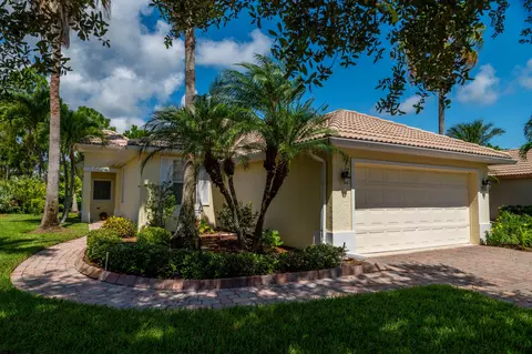 3706 NW Deer Oak Dr, Jensen Beach, FL 34957