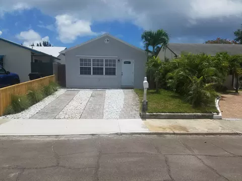 616 N C St, Lake Worth Beach, FL 33460