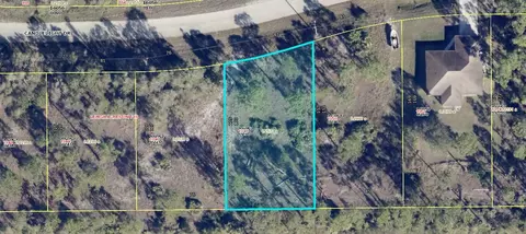 1048 Candlelight Dr, Lehigh Acres, FL 33974