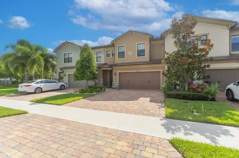 4492 Eventing St, Lake Worth, FL 33467