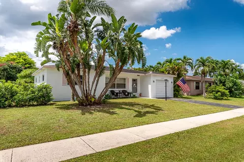 11156 Median St, Boca Raton, FL 33428