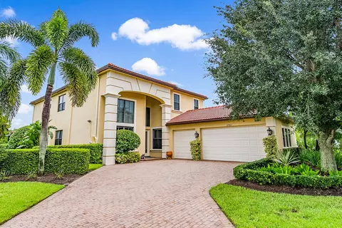 6786 Fox Hollow Dr, West Palm Beach, FL 33412