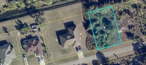 747 Newell St E, Lehigh Acres, FL 33974