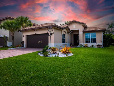 7237 Damita Dr, Lake Worth, FL 33463