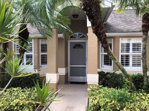 384 NW Sherry Ln, Port Saint Lucie, FL 34986