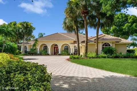 9679 Landings Dr, Port Saint Lucie, FL 34986