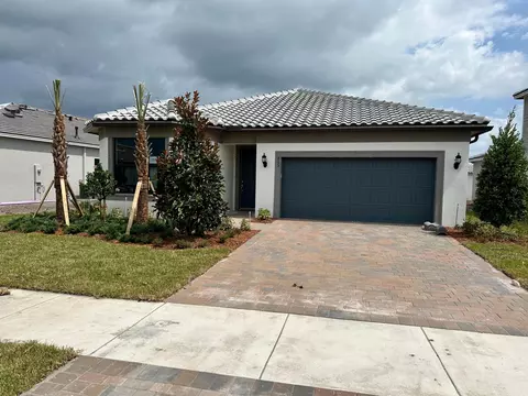 805 SE Courances #284, Port Saint Lucie, FL 34984