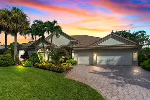 8069 SE Sequoia Dr, Hobe Sound, FL 33455