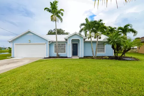 619 SW Bradshaw Cir, Port Saint Lucie, FL 34953