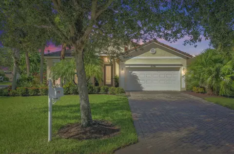 10700 SW Southgate Ct, Port Saint Lucie, FL 34987