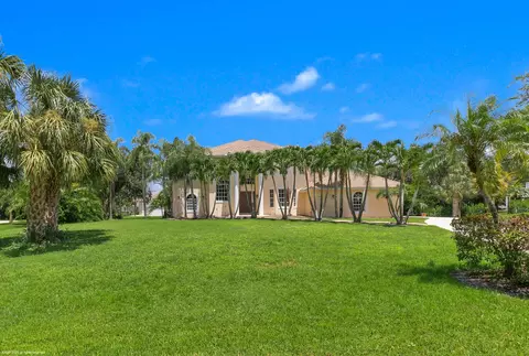 15565 Bellanca Ln, Wellington, FL 33414